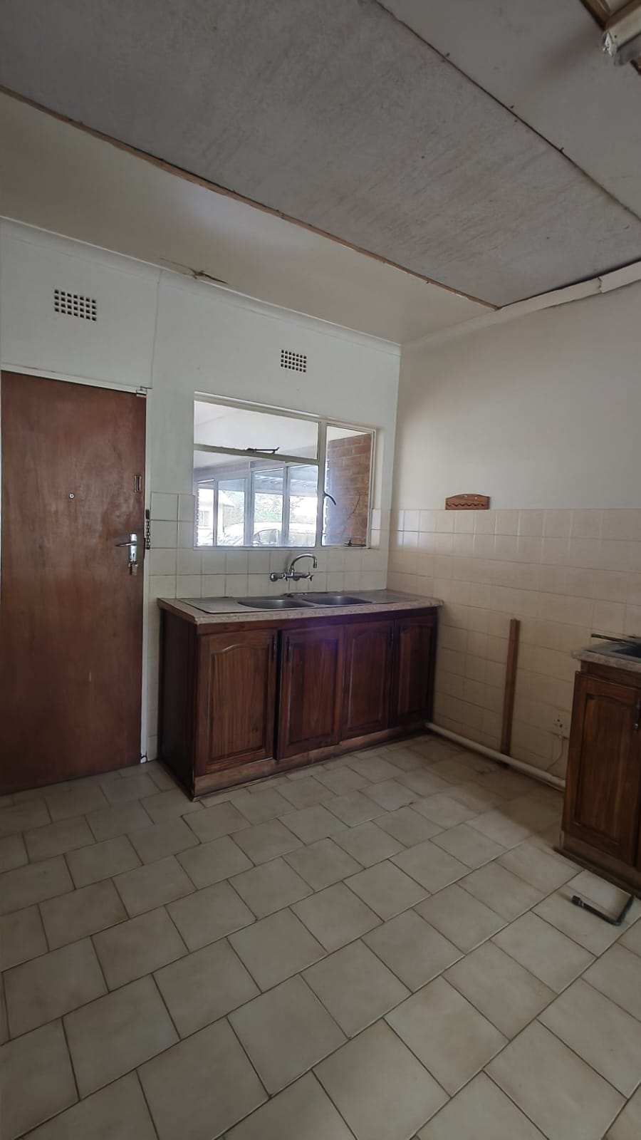 4 Bedroom Property for Sale in Hennenman Free State